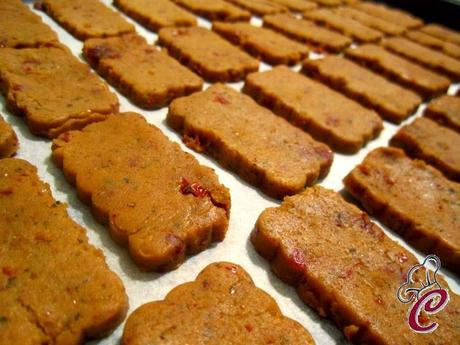 Biscotti piccanti di tofu alla pizzaiola: la strategia migliore inizia dall'approccio alla condivisione