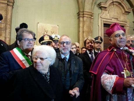Catania: inizia la festa di Sant’Agata. La Candelora d’oro al medico di Emergency guarito da Ebola premiazione candelora