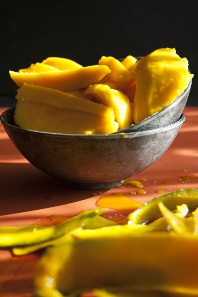Crostatine alle mandorle con crema di mango