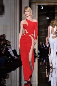 Atelier Versace Eva Herzigova mamme a spillo