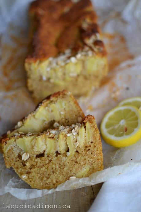 An apple,almonds and oat cake - torta di mele,mandorle e avena