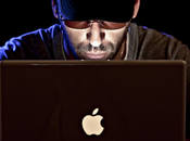 Apple sfida hacker