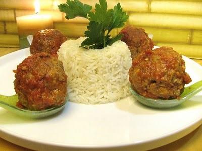 E' PRIMAVERA IN OGNI MIO ANGOLO DI PELLE - POLPETTE DI CARNE AL SUGO - SAUCY MEATBALLS