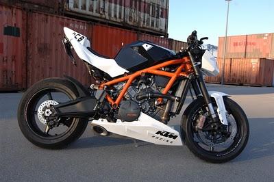 KTM RC8 street  fighter