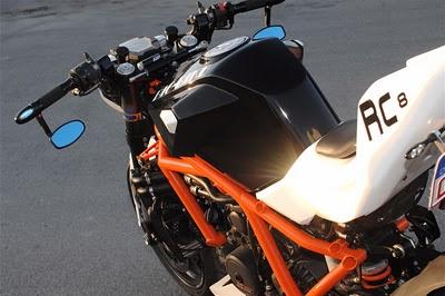 KTM RC8 street  fighter