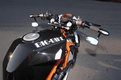 KTM RC8 street  fighter