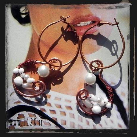 MCRABI orecchini rame perle bianche white wire copper handmade earrings 1129