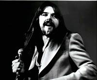 Bob Seger torna con la cover di Downtown Train