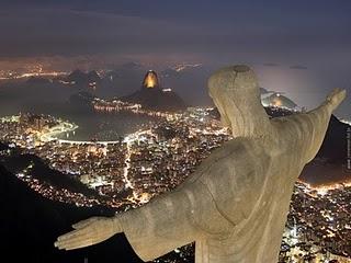 L'abbraccio più grande del mondo, da Rio de Janeiro