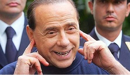 Silvio Berlusconi contro i diritti gay, il commento di Aurelio Mancuso