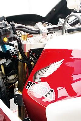 Honda CB 1100 R by Top End
