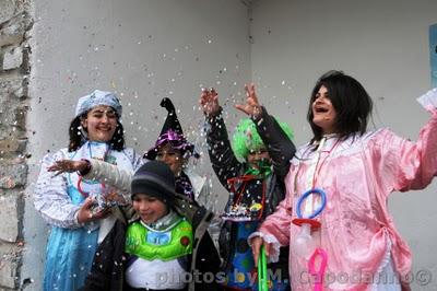 Carnevale 2011 a Positano: Le mascherine a Montepertuso