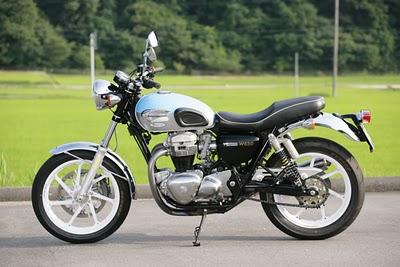 Kawasaki W 650 Special by JB Power