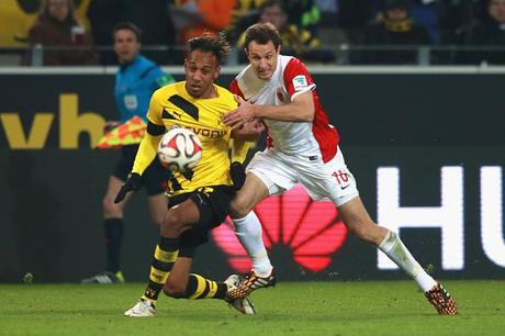 Borussia Dortmund-Augsburg 0-1, video gol highlights