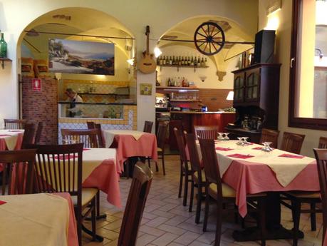 Ristorante Pizzeria Chiaro di Luna - Via Belvedere 3 - Bologna - Tel. 051221383