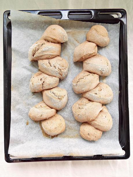 Spighe di pane integrale con yogurt greco e semi di girasole