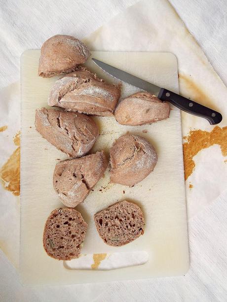 Spighe di pane integrale con yogurt greco e semi di girasole