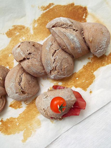 Spighe di pane integrale con yogurt greco e semi di girasole