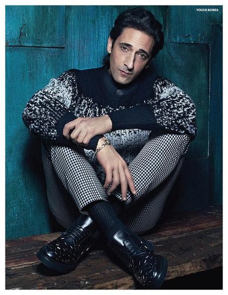 Adrien Brody Vogue Corea febbraio 2015 Servizio fotografico 001 Styles Adrien Brody Dons sartoriali per Vogue Corea febbraio 2015 Servizio fotografico