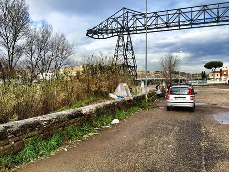 Il Tevere s'ingrossa e centinaia di persone che vivono nelle favela sono in pericolo di vita. L'India durante i Monsoni al confronto è Ginevra