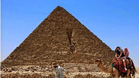 La piramide di Menkaura si è rifatta il look