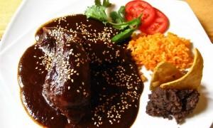 |⇨ Mole poblano