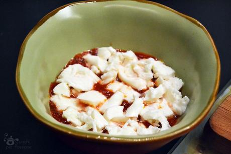 Uova al forno con Pomodoro e Mozzarella - preparazione1