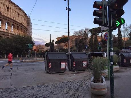 Gay Street regno incontrastato dell'illegalità. Se è ridotta così poi è ovvio che ci siano violenze e aggressioni