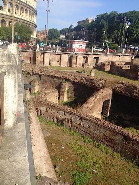 Gay Street regno incontrastato dell'illegalità. Se è ridotta così poi è ovvio che ci siano violenze e aggressioni