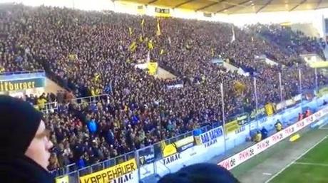 (VIDEO)Awesome 30,313 attendance Aachen vs Essen 4th division German football 7.2.2015 ‪#‎thisisfootball