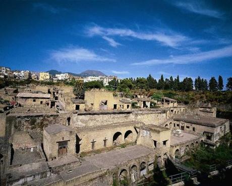 Perché il nome cambiò da Resina a Ercolano?