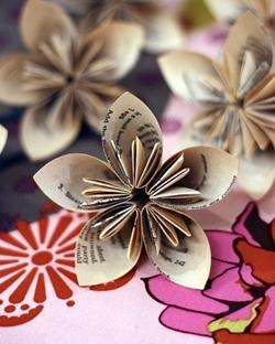 Dettaglio fiori semplici origami