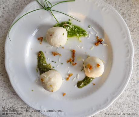 Gnocchi ripieni di riso Venere e gamberoni