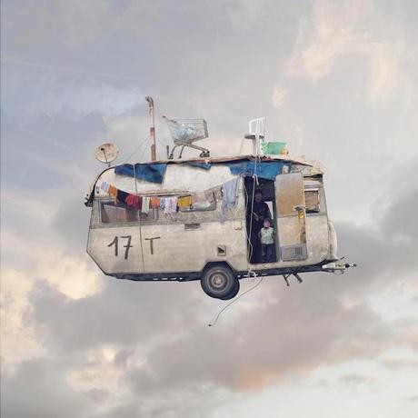 Caravan - Flying Houses 