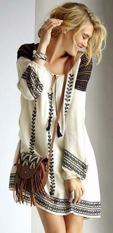 bohemian style must have: la camicia in tessuto etnico