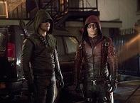 “Arrow 3”: chi sta per scoprire il segreto di Oliver?