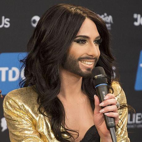 Conchita_Wurst,_ESC2014_Meet_&_Greet_08_(crop)