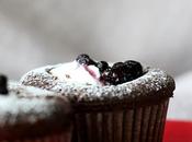 Devil’s food cupcakes panna mirtilli