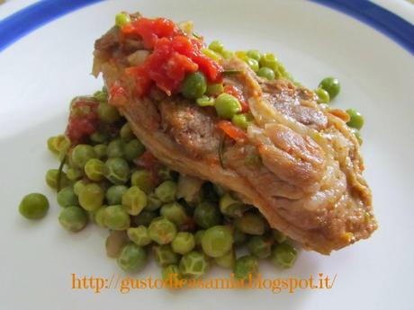 Agnello in casseruola con piselli