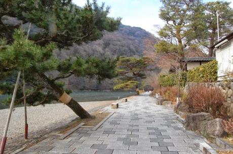 Arashiyama, il parco lungo il fiume (foto di Patrick Colgan, 2013)