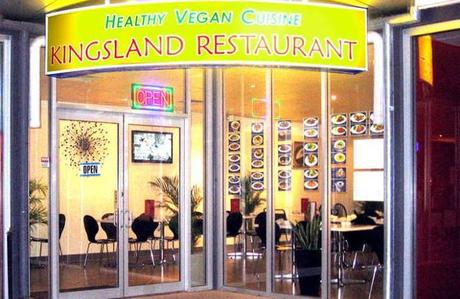 Ristorante vegan preferisce pagare le multe pur di non ammazzare scarafaggi!