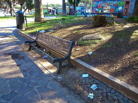 Roma Termini e Piazza dei Cinquecento: capolinea dell'umanità. 80 foto strazianti per provare a rendersi conto di come è ridotta la zona più importante della città