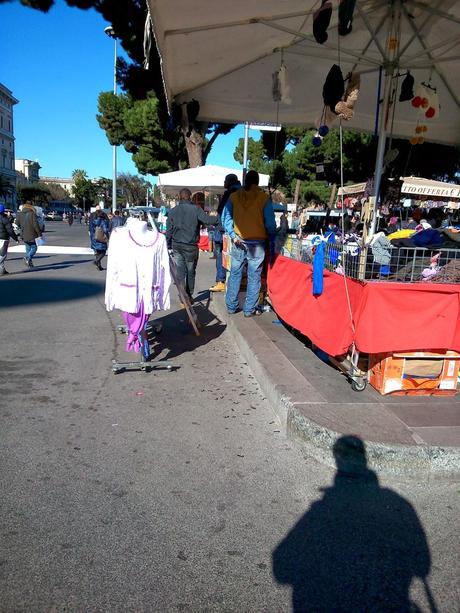 Roma Termini e Piazza dei Cinquecento: capolinea dell'umanità. 80 foto strazianti per provare a rendersi conto di come è ridotta la zona più importante della città