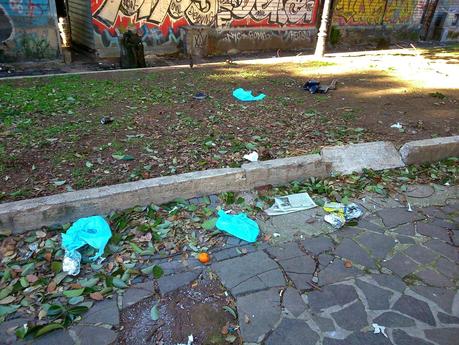 Roma Termini e Piazza dei Cinquecento: capolinea dell'umanità. 80 foto strazianti per provare a rendersi conto di come è ridotta la zona più importante della città