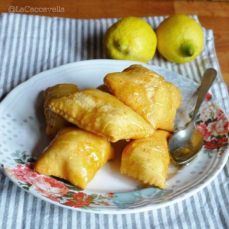 lacaccavella, castagnole, agrumi, fried dough, orange, lemon