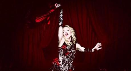 Madonna e il video di Living For Love
