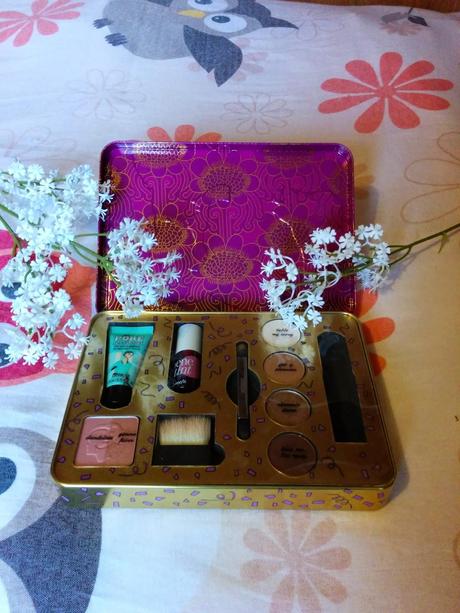 Benefit make-up Kit, Groovy kind- a love