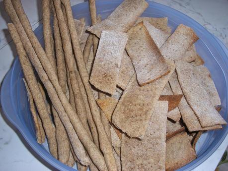 CRACKER E GRISSINI senza lievitazione, veloce facili, con ESUBERO DI PASTA MADRE