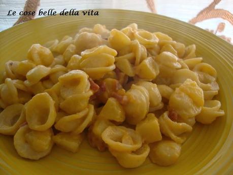 Orecchiette con patate panna e speck