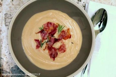 Crema di farina di ceci e castagne con speck croccante e rosmarino